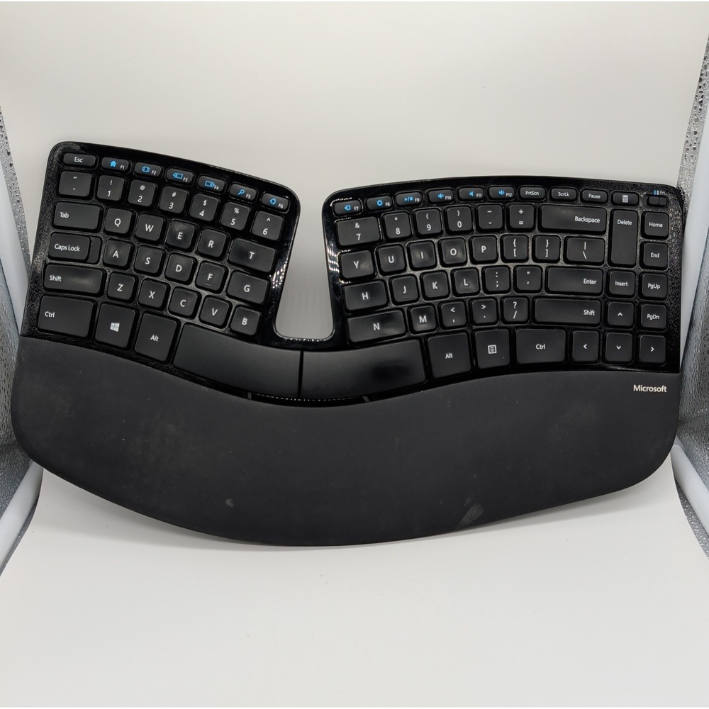 Microsoft Sculpt Ergonomic Wireless Desktop Keyboard Model 1599 - NO Dongle GUC